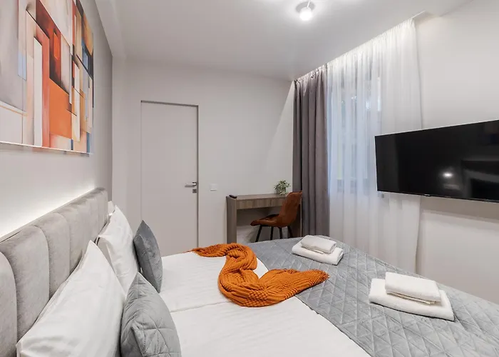 Demar Terra Apartamento Leópolis